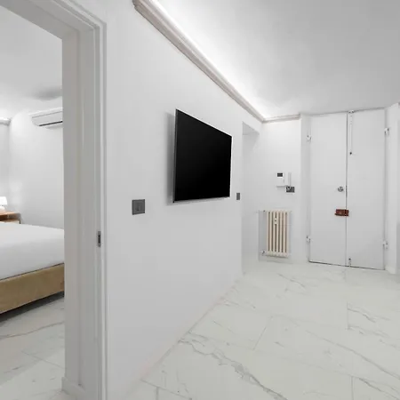 Hotel Adamas 3*