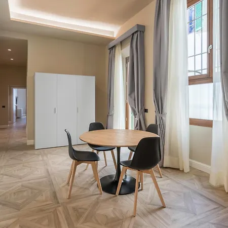 Hotel Adamas 3*