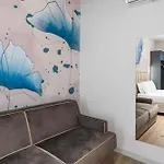 Adamas Hotel